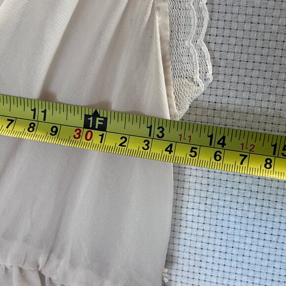 Ivory‎ Sleeveless Babydoll Top Lace Trim Semi Sheer Tiered Ruffle Blouse Sz S/M - Picture 7 of 14